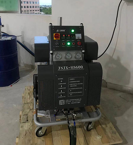 泡沫雕塑用聚脲涂料防護(圖3) H5600聚脲涂料噴涂機